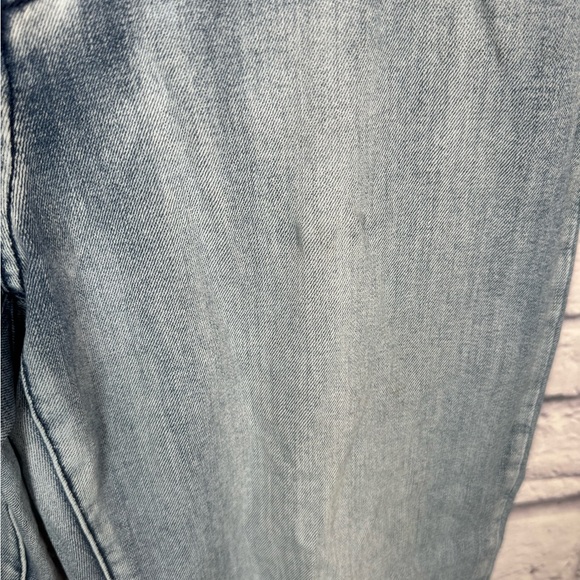 Liverpool Michelle Capri Light Wash women’s size 12/31 denim jeans - Picture 7 of 10